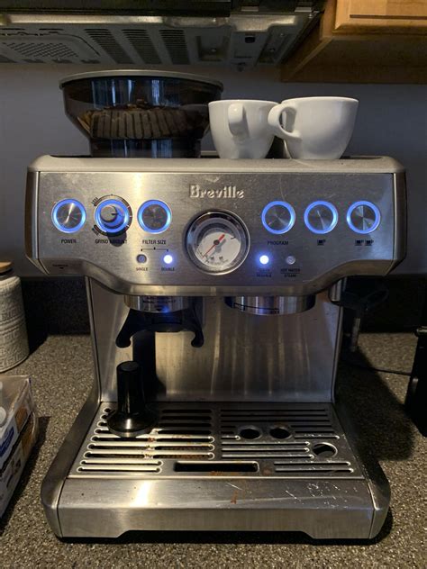 breville barista express solid light